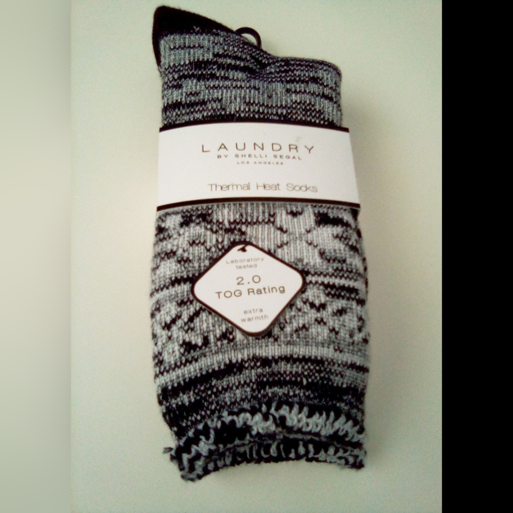 Laundry By Shelli Segal Women's 2 Pair Pack Thermal Heat Socks Black Multi NWT